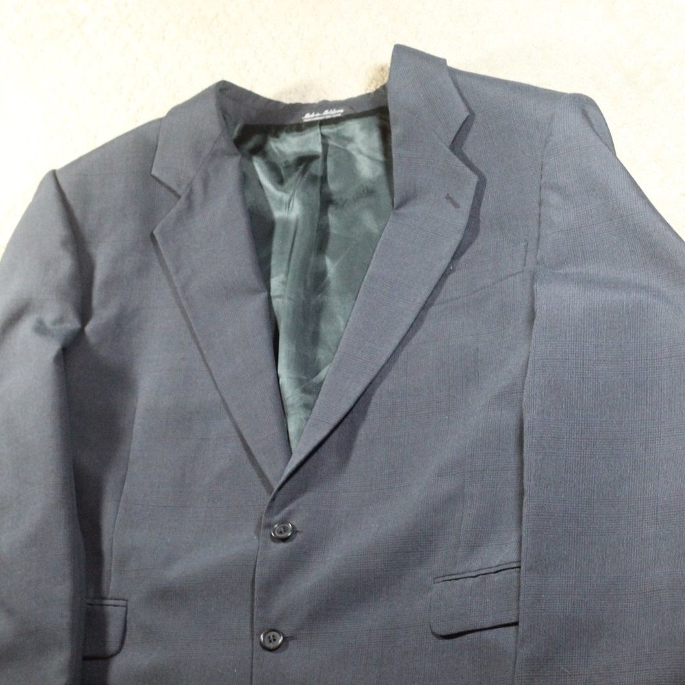 Kilburne and Finch Size 44R Grey/Blue Small Plaid Blazer